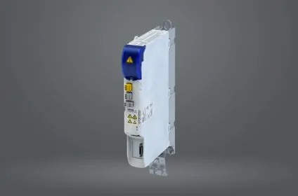 i700